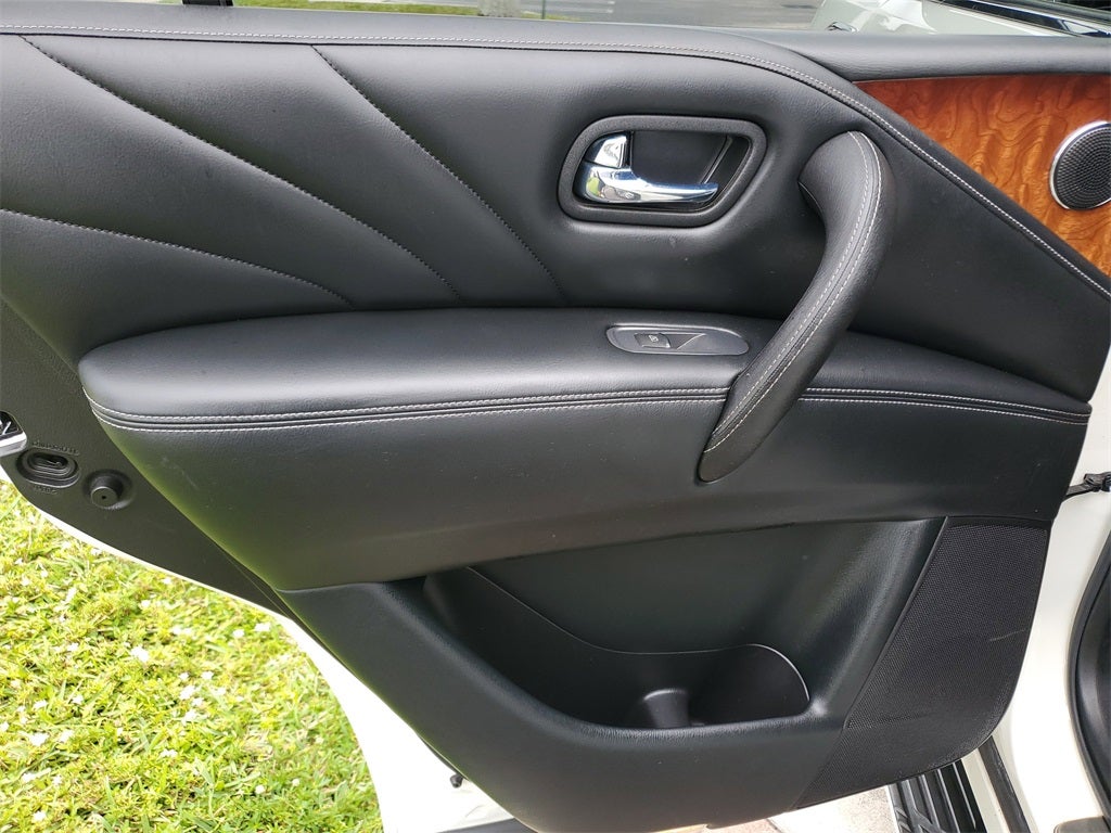 2017 INFINITI QX80 Base SUNROOF