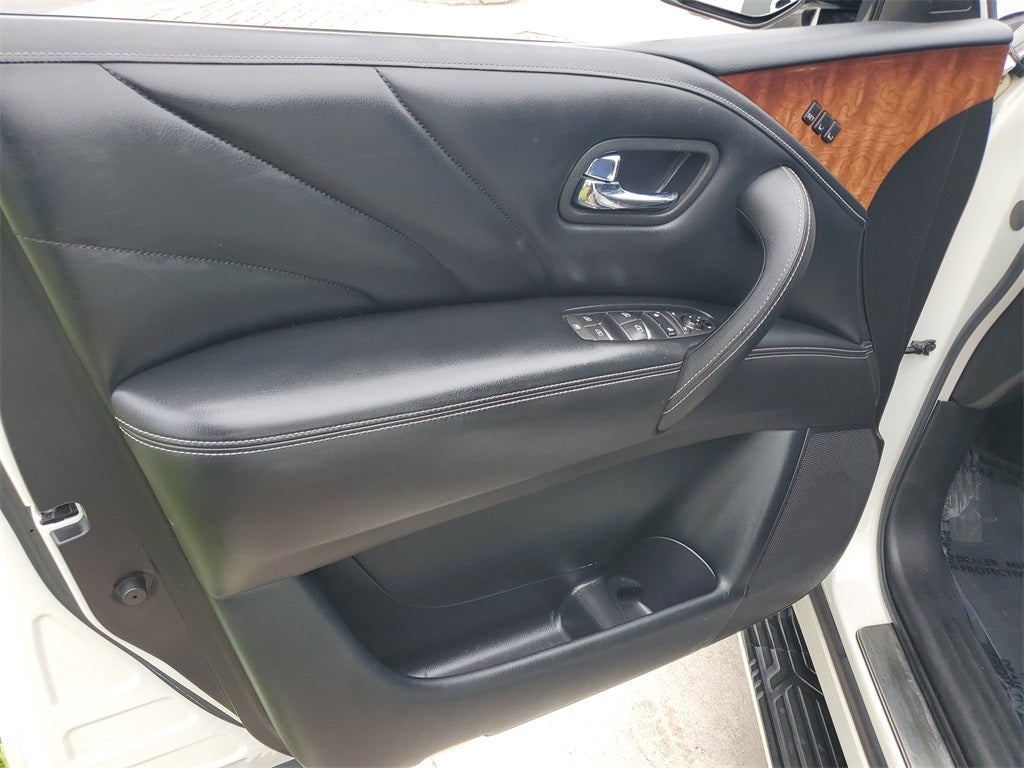 2017 INFINITI QX80 Base SUNROOF