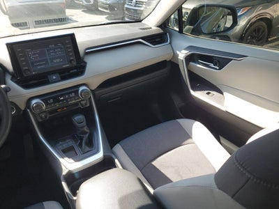 2020 Toyota RAV4 XLE SUNROOF