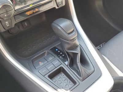 2020 Toyota RAV4 XLE SUNROOF