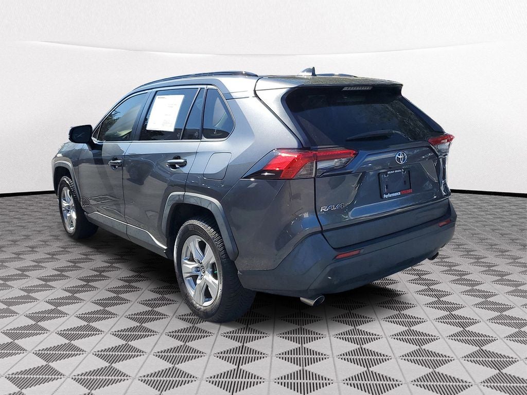 2020 Toyota RAV4 XLE SUNROOF