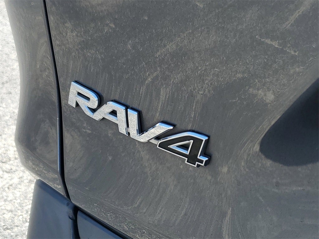 2020 Toyota RAV4 XLE SUNROOF