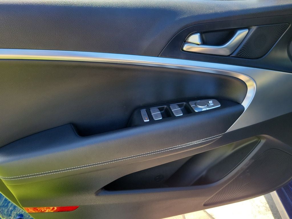 2020 Genesis G70 2.0T