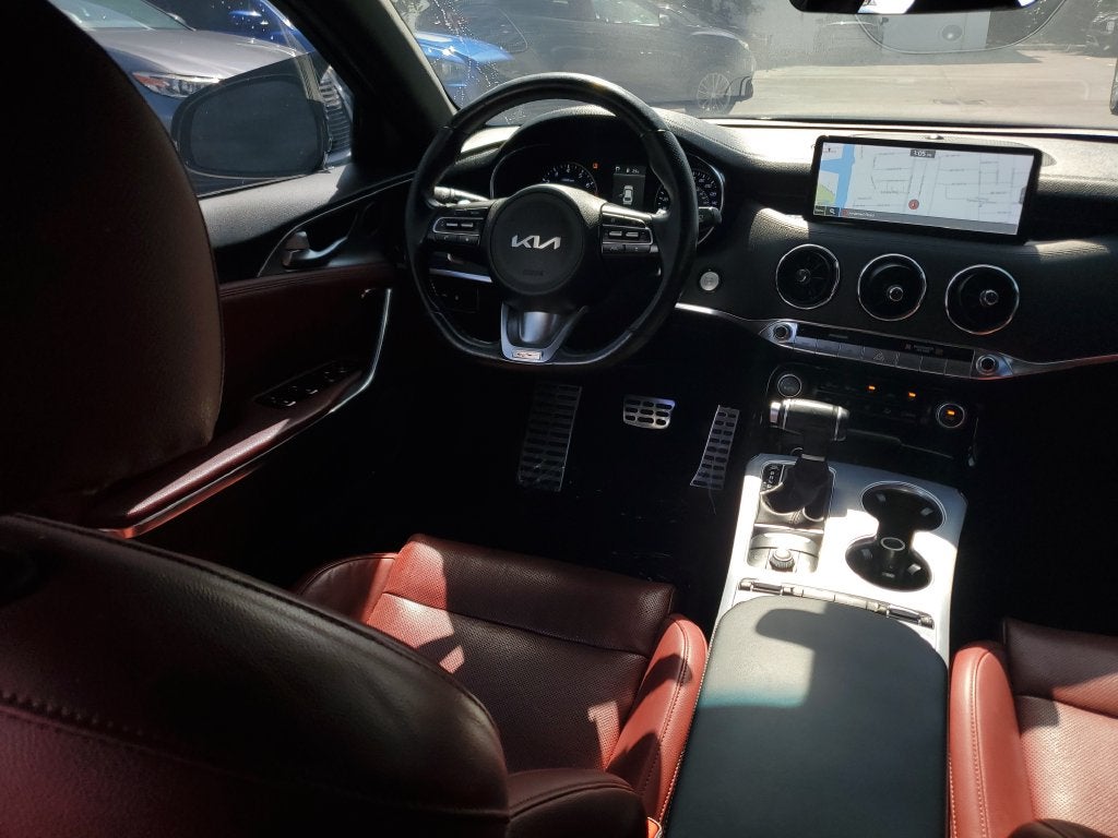 2022 Kia Stinger GT1