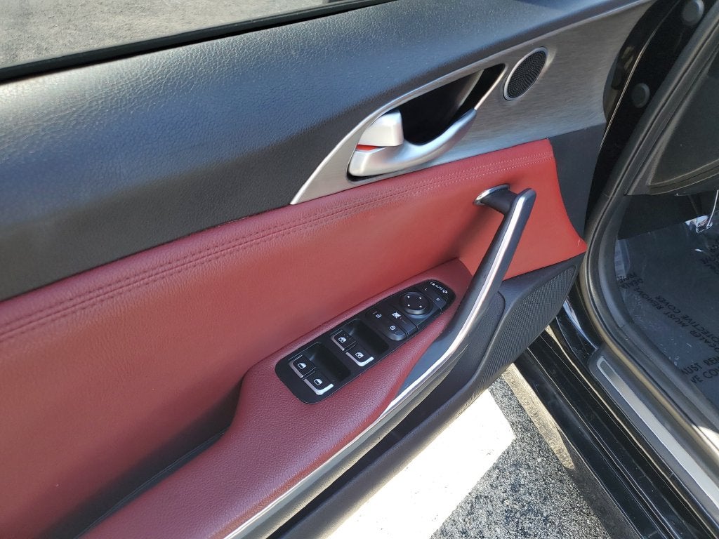 2022 Kia Stinger GT1