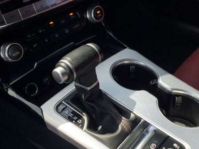 2022 Kia Stinger GT1