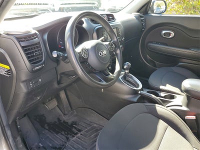 2017 Kia Soul Base