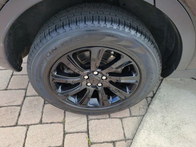 2018 Land Rover Discovery Sport SE