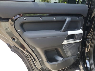 2022 Land Rover Defender 110 S