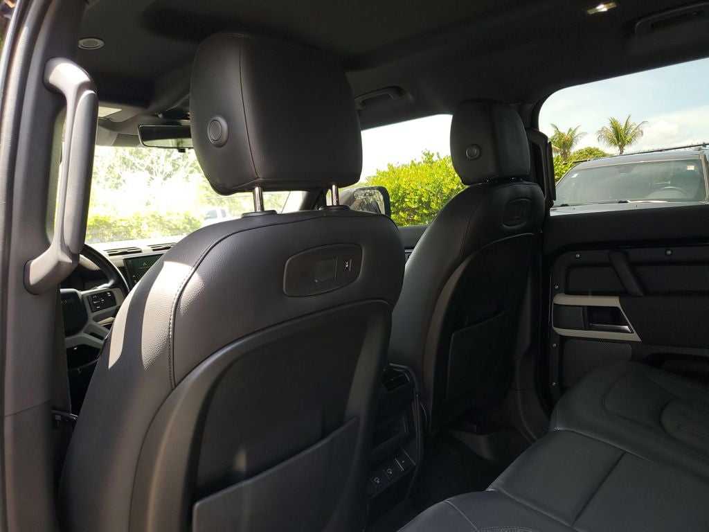 2022 Land Rover Defender 110 S