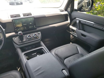 2022 Land Rover Defender 110 S
