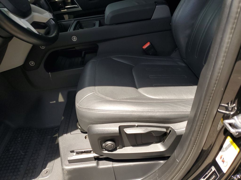 2022 Land Rover Defender 110 S