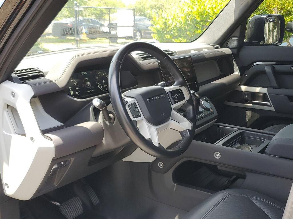 2022 Land Rover Defender 110 S