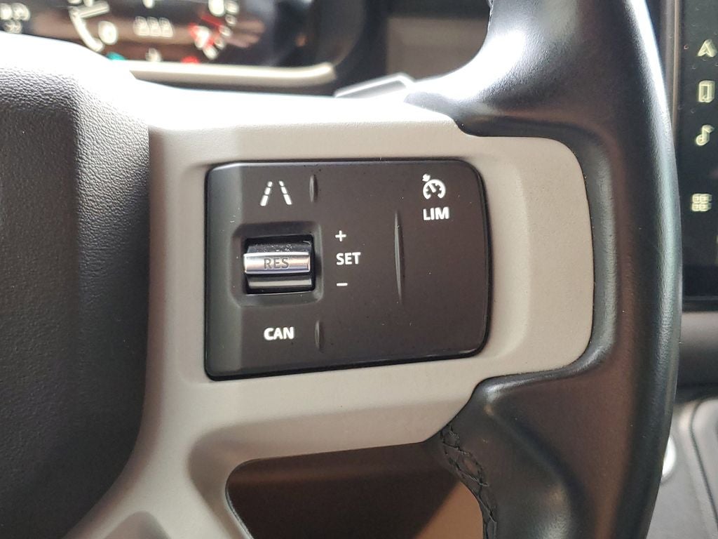 2022 Land Rover Defender 110 S