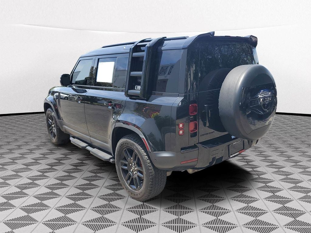 2022 Land Rover Defender 110 S