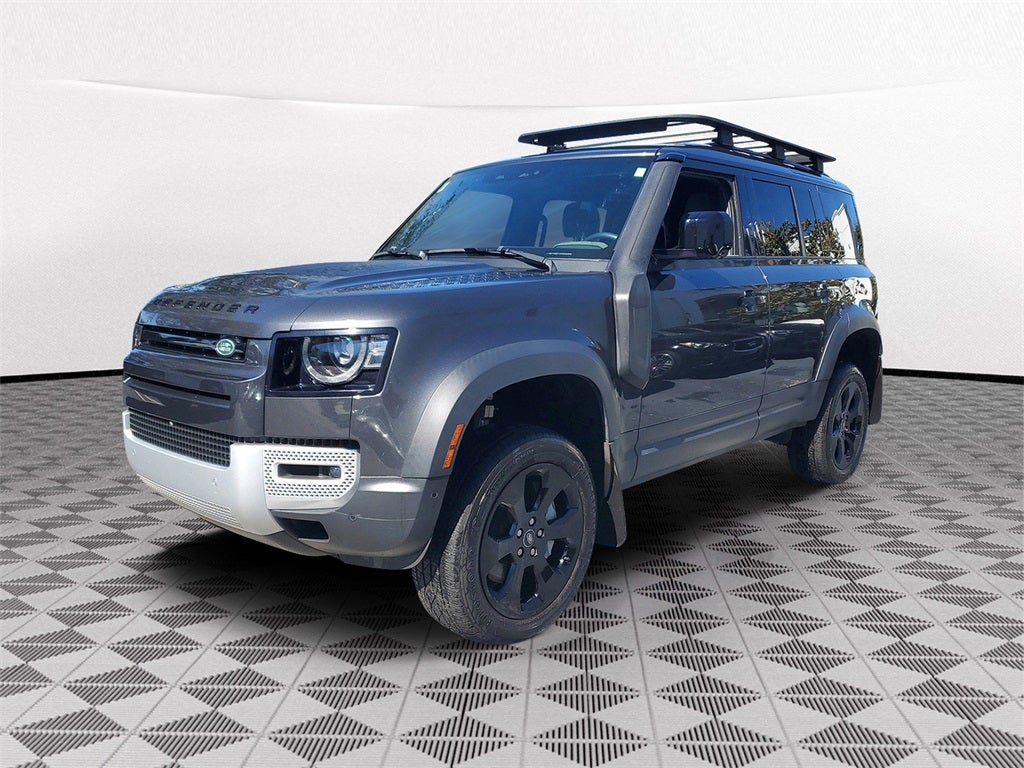 2023 Land Rover Defender 110 SE