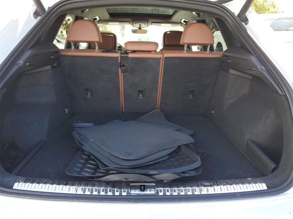 2020 Audi Q3 Premium S line quattro