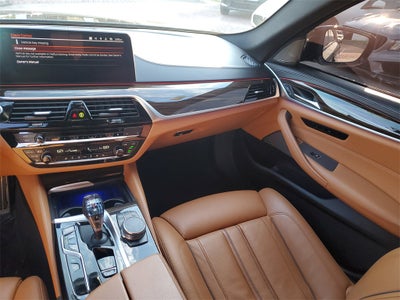 2021 BMW 5 Series M550i xDrive PANORAMIC ROOF