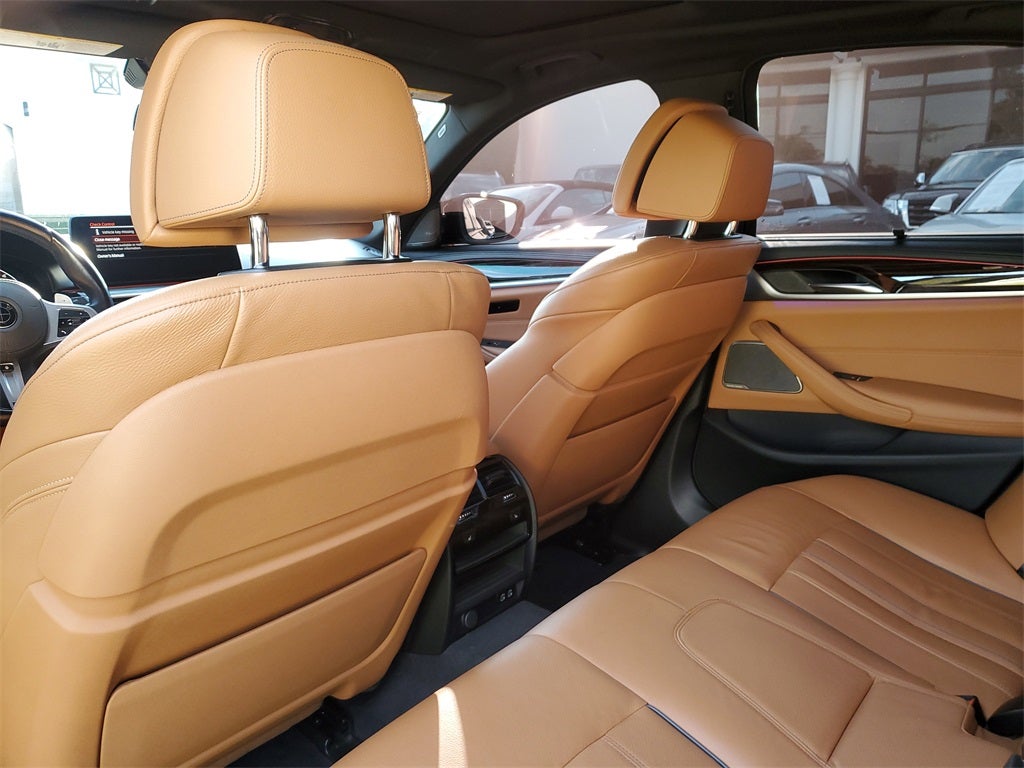 2021 BMW 5 Series M550i xDrive PANORAMIC ROOF