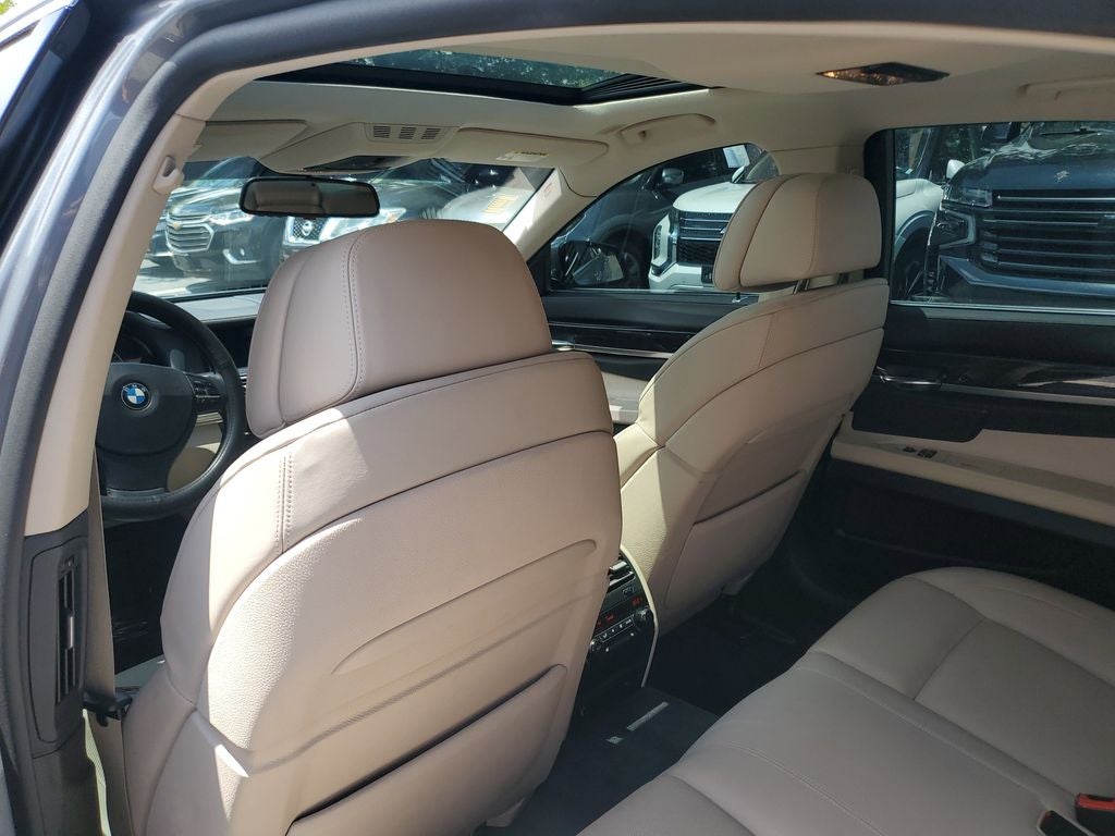2011 BMW 7 Series 750i xDrive