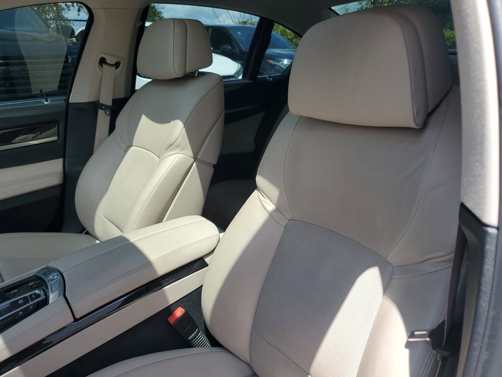 2011 BMW 7 Series 750i xDrive