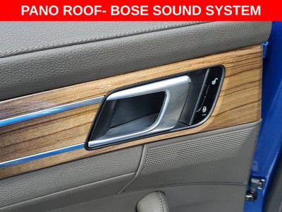 2017 Porsche Panamera 4