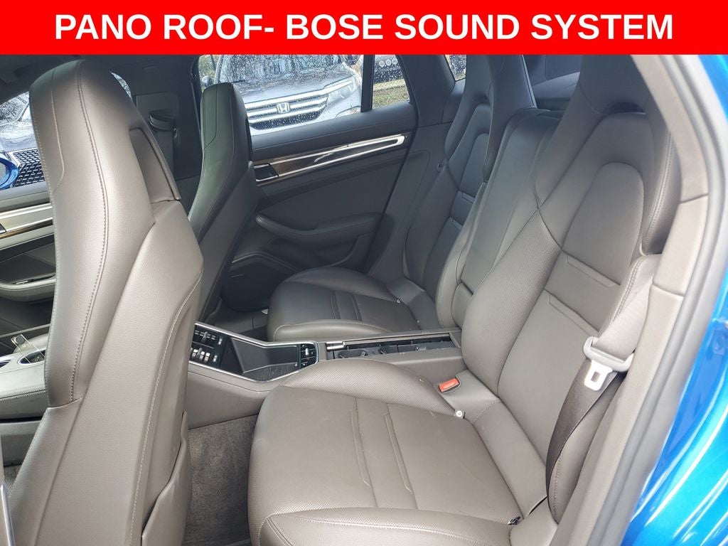 2017 Porsche Panamera 4