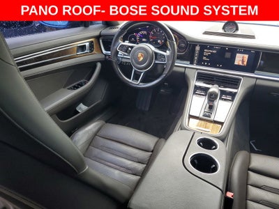2017 Porsche Panamera 4