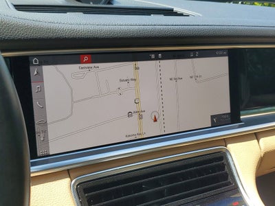 2018 Porsche Panamera 4