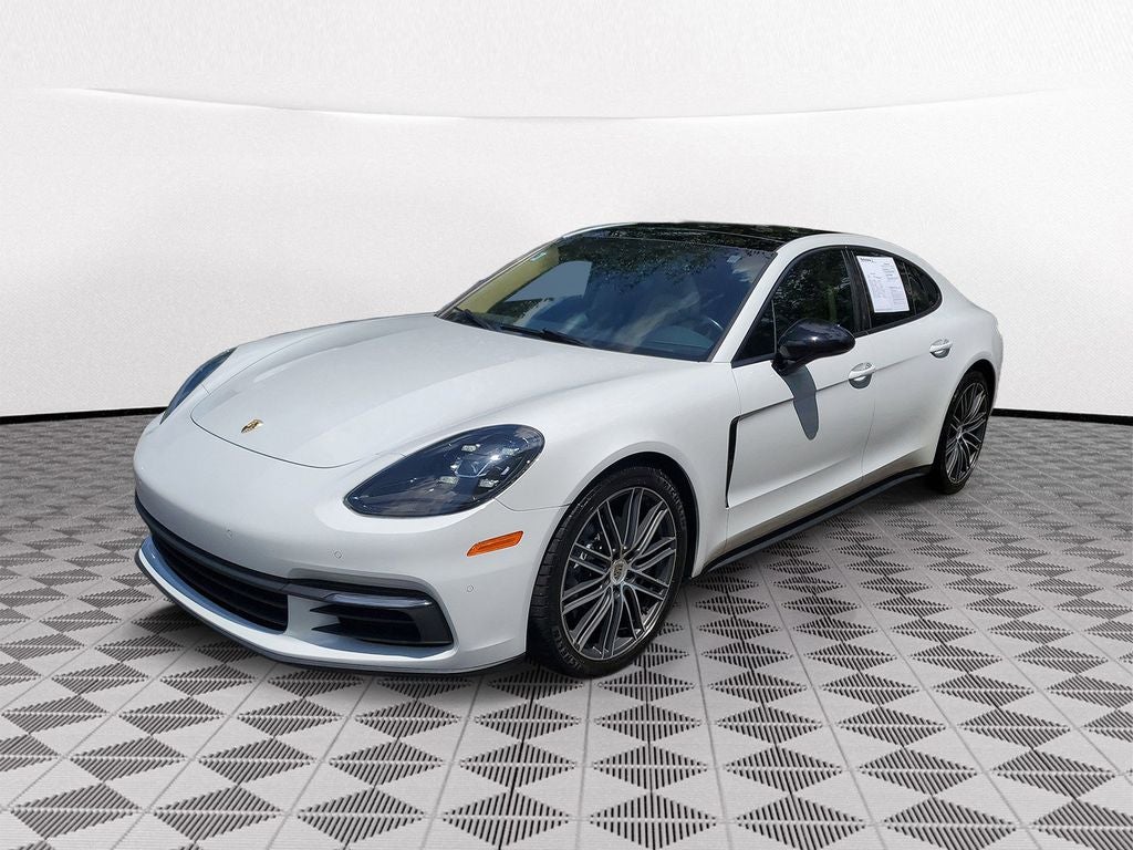 2018 Porsche Panamera 4