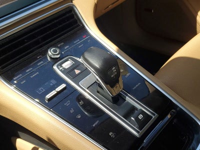 2018 Porsche Panamera 4