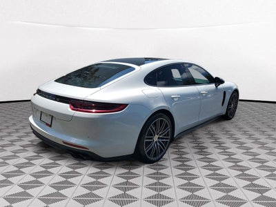 2018 Porsche Panamera 4