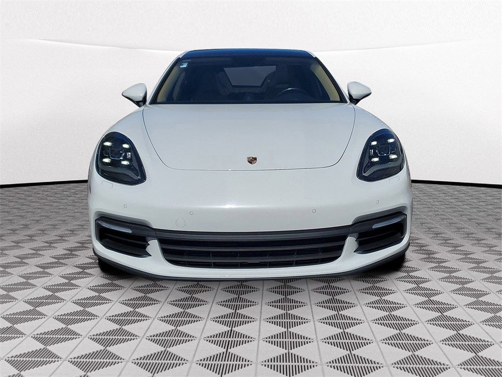 2018 Porsche Panamera 4