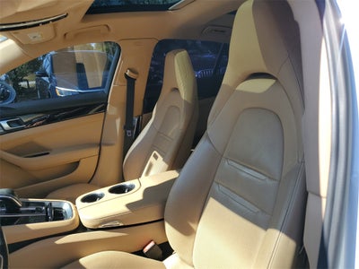 2018 Porsche Panamera 4