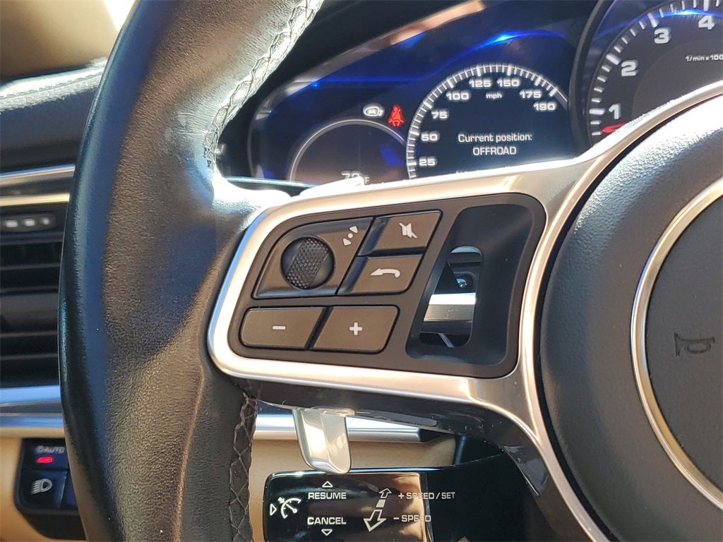 2018 Porsche Panamera 4