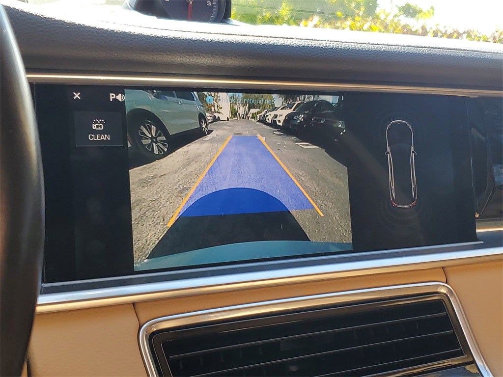 2018 Porsche Panamera 4