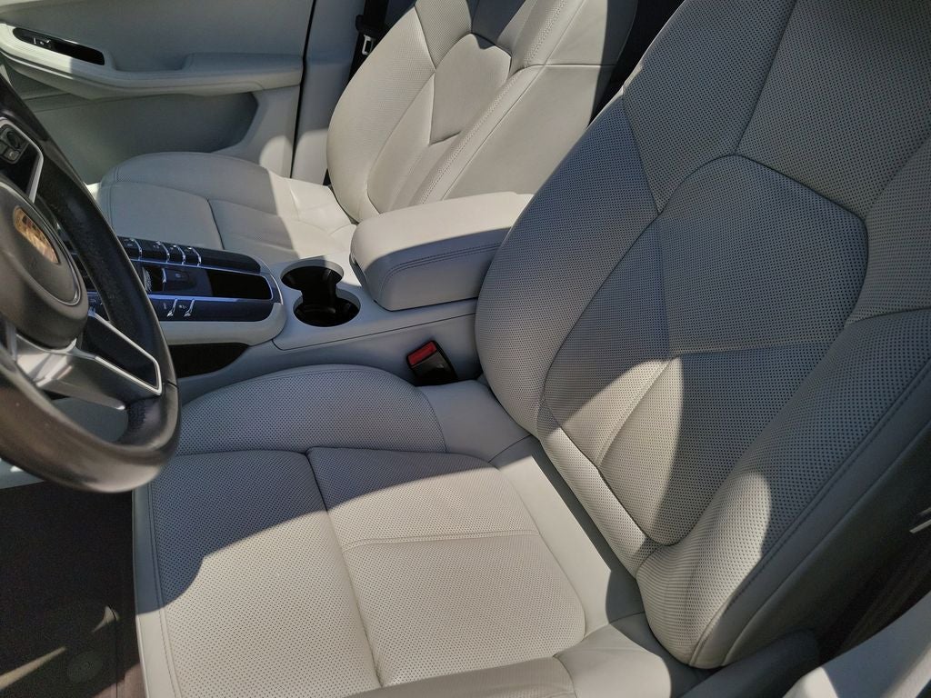 2017 Porsche Macan Base