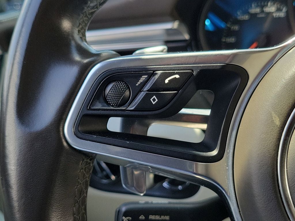 2017 Porsche Macan Base