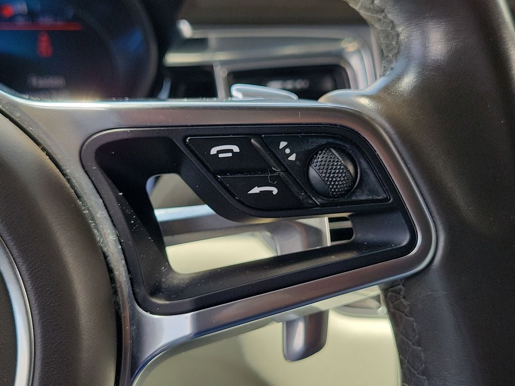 2017 Porsche Macan Base