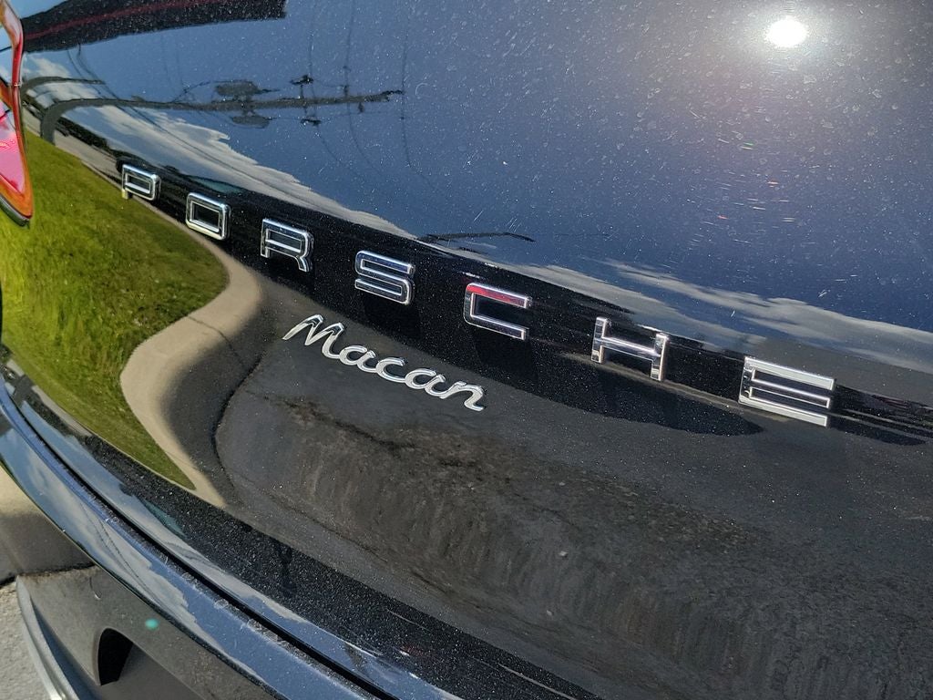 2017 Porsche Macan Base