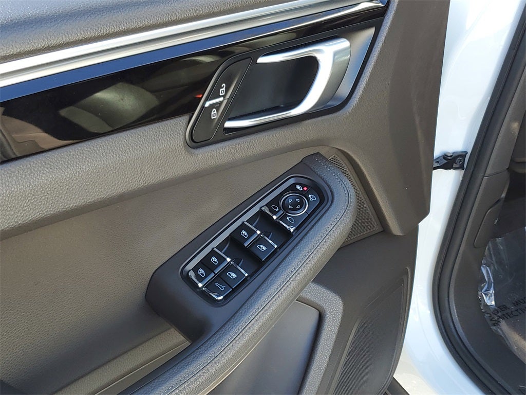 2020 Porsche Macan Base PANORAMIC ROOF