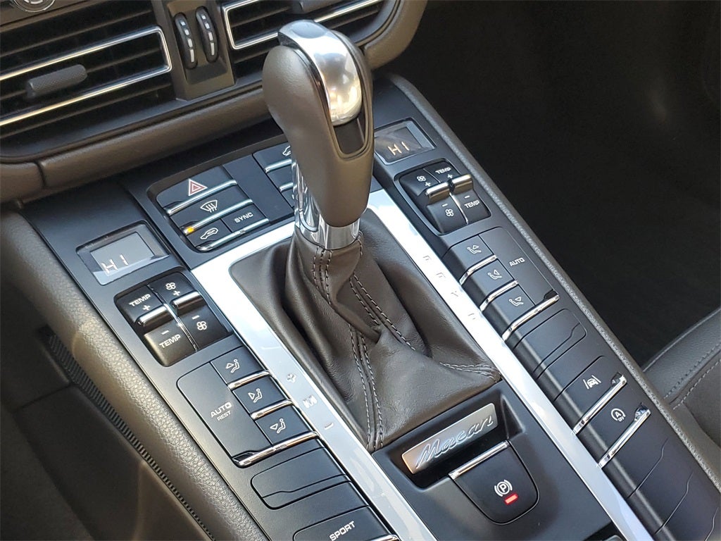 2020 Porsche Macan Base PANORAMIC ROOF