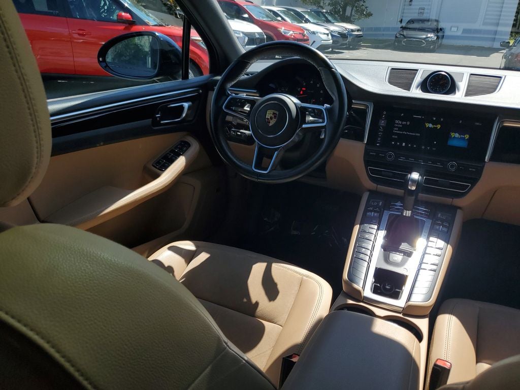 2021 Porsche Macan Base