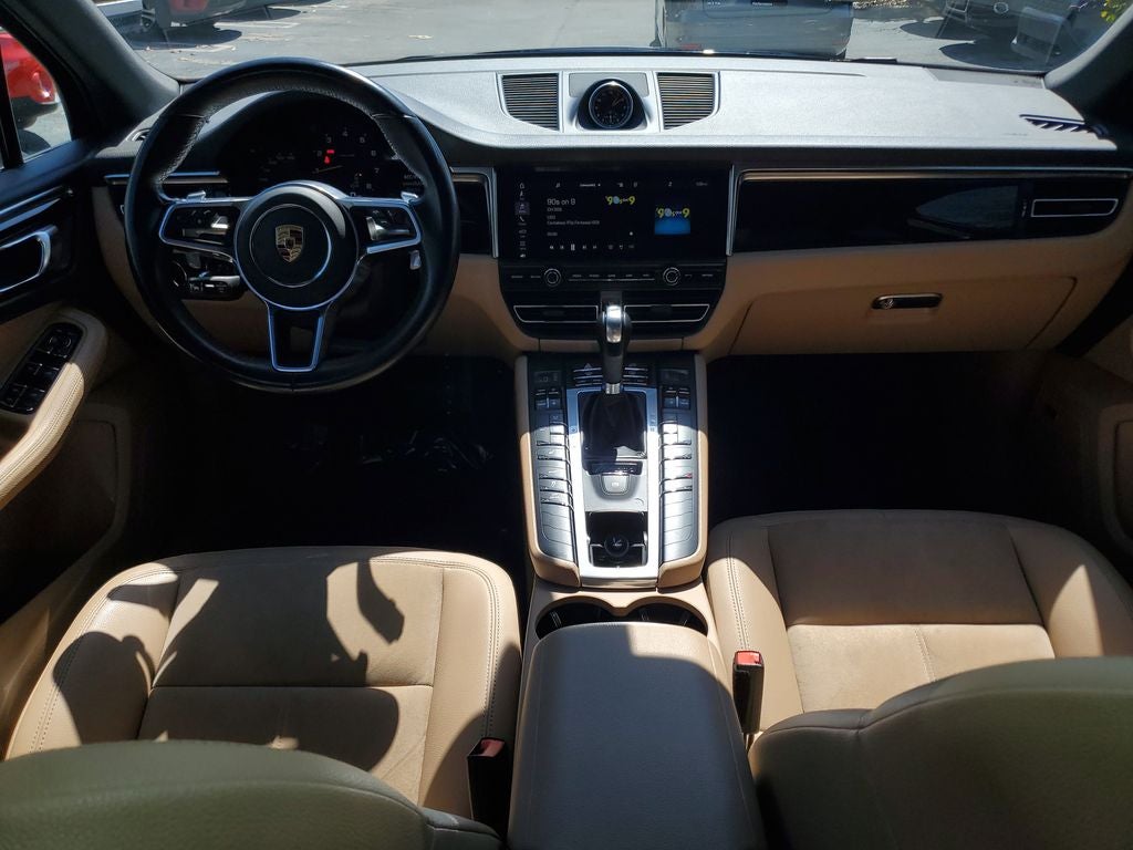 2021 Porsche Macan Base