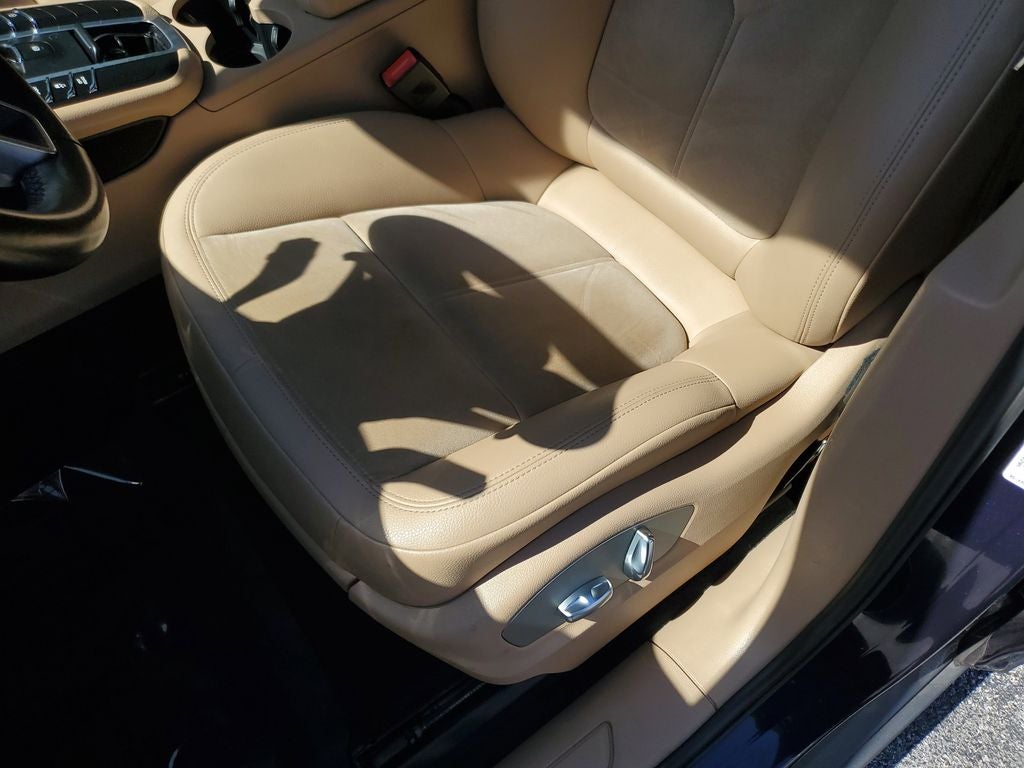 2021 Porsche Macan Base