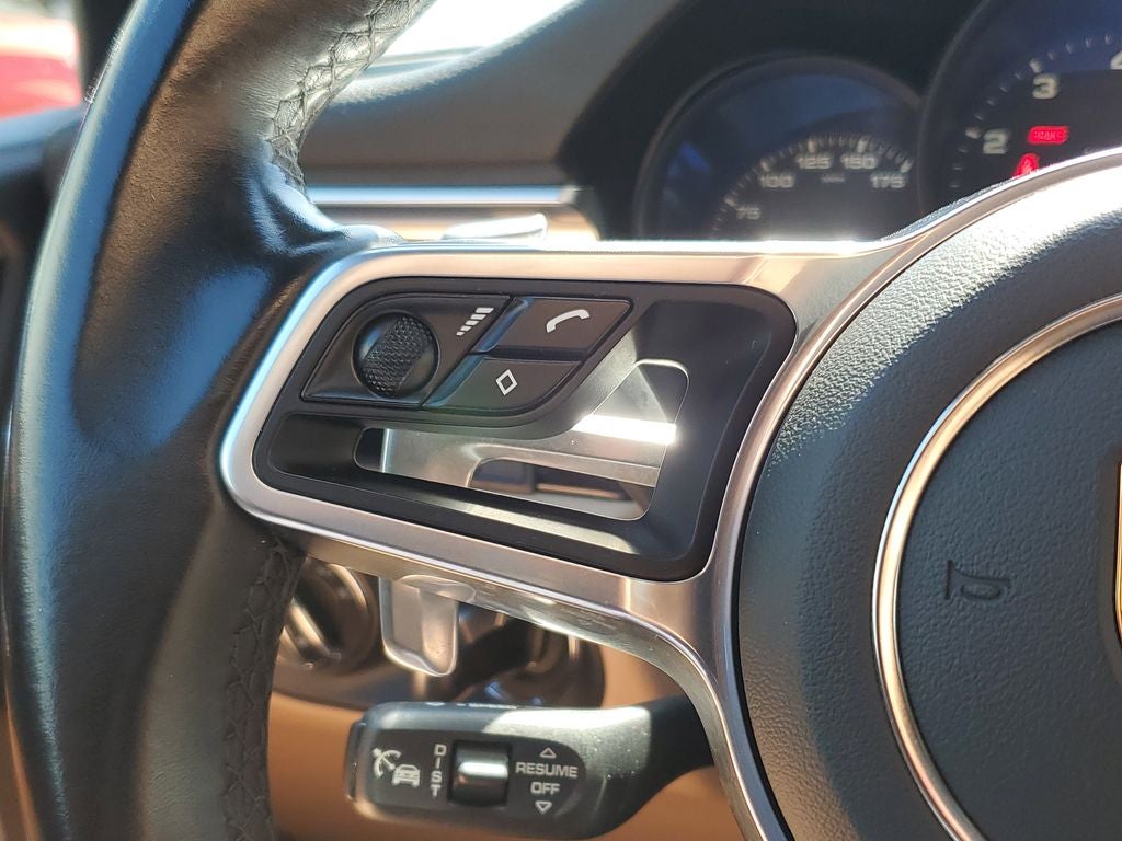 2021 Porsche Macan Base