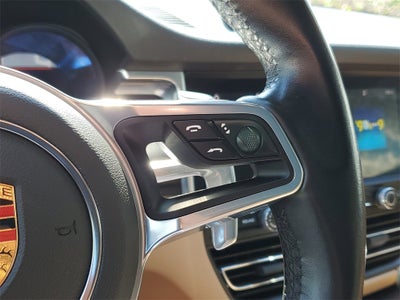 2021 Porsche Macan Base