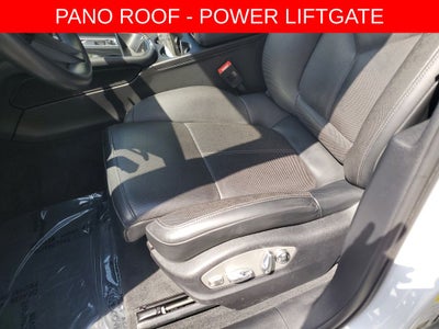 2022 Porsche Macan Base