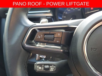 2022 Porsche Macan Base