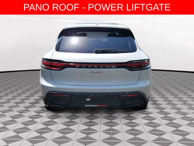 2022 Porsche Macan Base